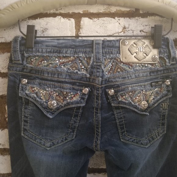 Miss Me Bling Signature Boot 27 Embroidered Accent - Picture 10 of 13